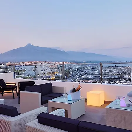 Amazing Beachfront Heated Pool *