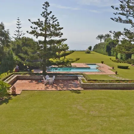Amazing Beachfront Heated Pool Villa Marbella