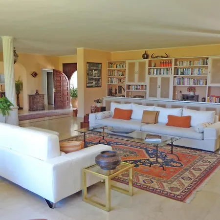 Villa Amazing Beachfront Heated Pool Marbella