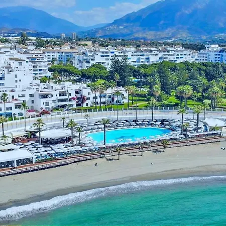 Amazing Beachfront Heated Pool * Marbella